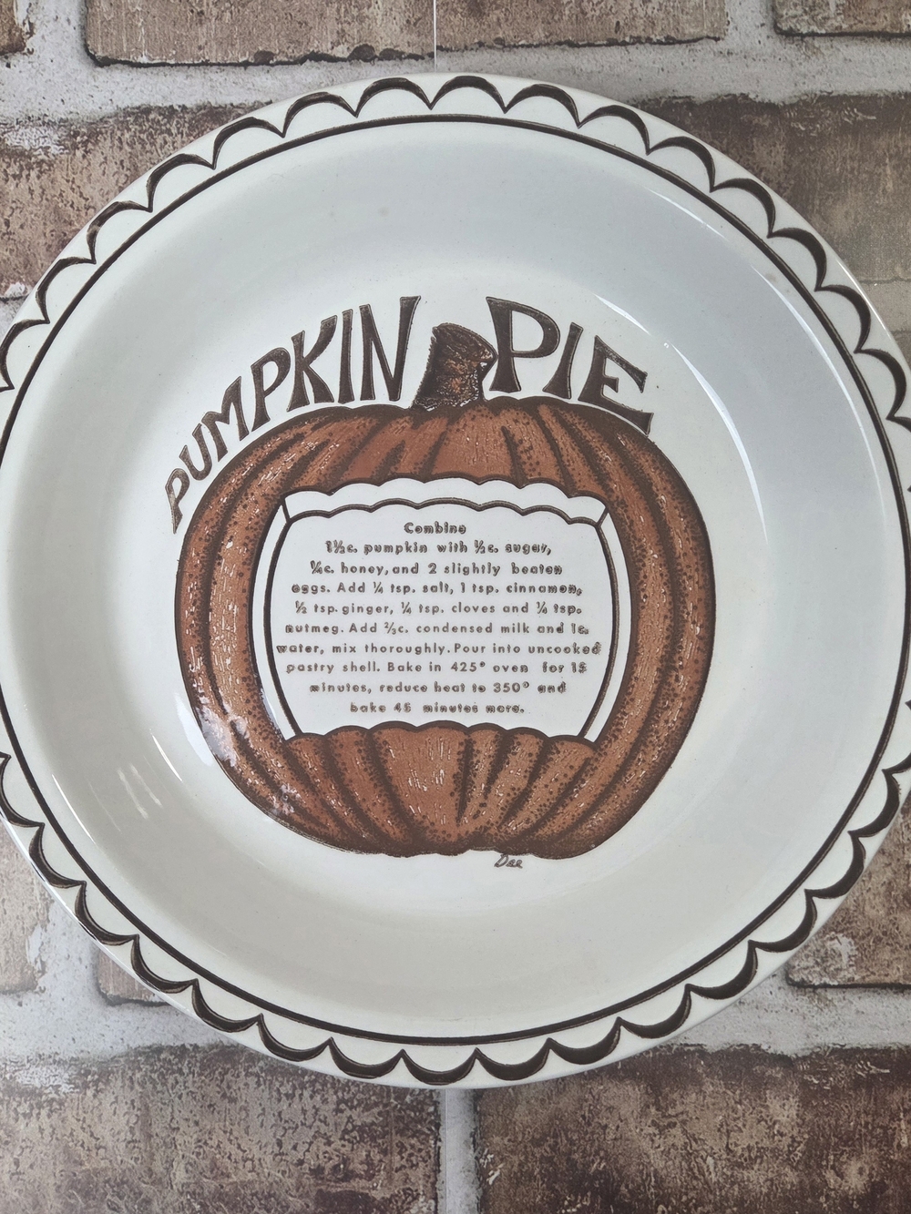 Vintage Pumpkin Pie Serving Plate - White and Brown